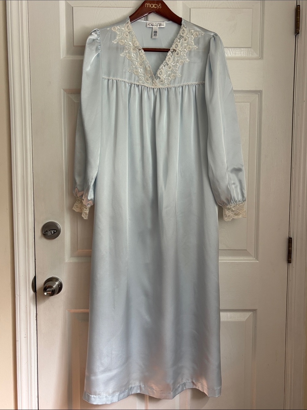 Vintage Oscar de la Renta Pale Blue Long Lace-Trim Maxi Nightgown long sleeve